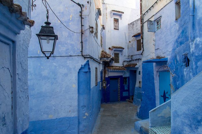 Mengapa Chefchaouen memiliki banyak bangunan berwarna biru?