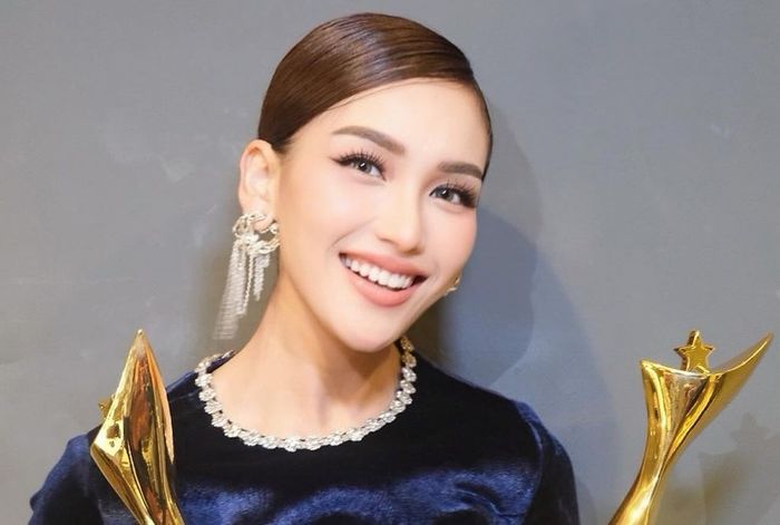 Intip tampilan Ayu Ting Ting di Anugerah Dangdut Indonesia 2024!