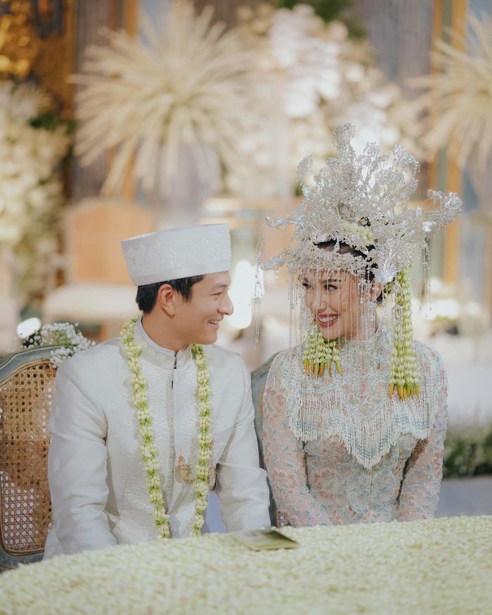 Rio Haryanto resmi menikah dengan Athina Papadimitriou. 