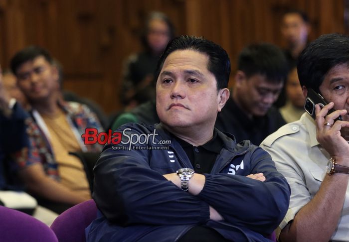 Ketua Umum PSSI, Erick Thohir, saat hadir di SCTV Tower, Senayan, Jakarta, Kamis (19/12/2024).