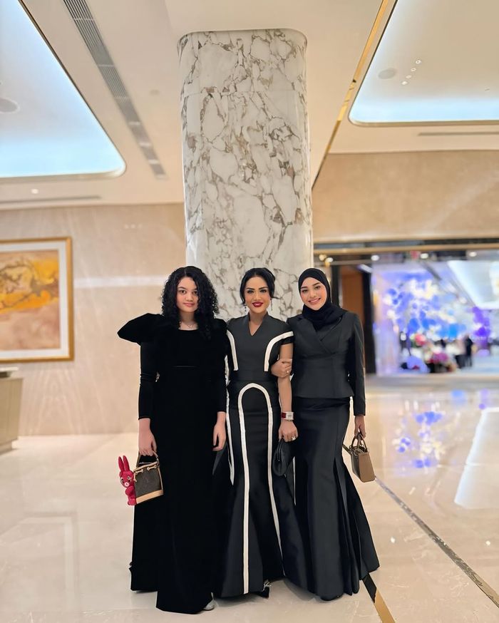 (ki-ka) Amora Lemos, Krisdayanti, dan Aurel Hermansyah.