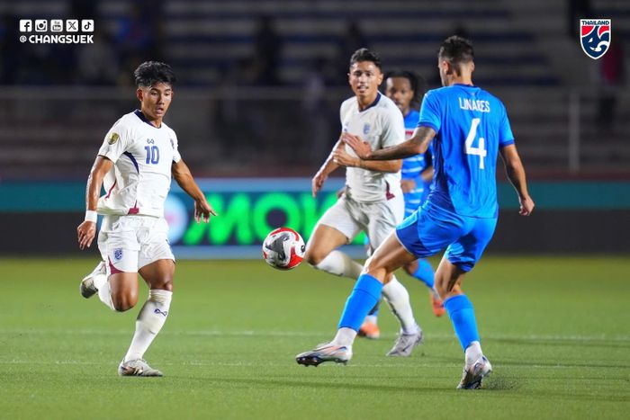 Suasana pertandingan semifinal leg pertama ASEAN Cup 2024 antara Filipina Vs Thailand di Stadion Rizal Memorial, Manila pada Jumat (27/12/2024).