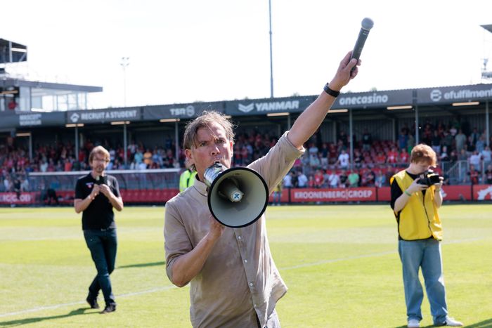 Pertandingan terakhir Alex Pastoor saat menjadi pelatih Almere City pada 19 Mei 2024 menghadapi NEC Nijmegen