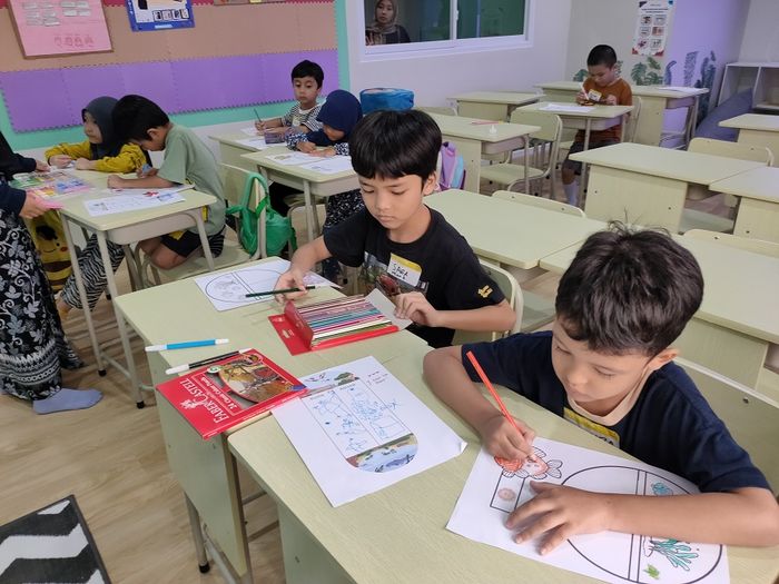 Kelas trial di Sekolah Murid Merdeka Palmerah Barat.