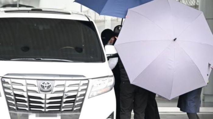 Momen abu jenazah Barbie Hsu tiba di Taiwan