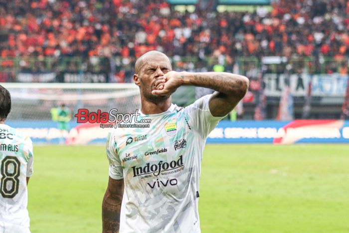 David Da Silva melakukan selebrasi seusai mencetak gol dalam laga pekan ke-23 Liga 1 2024 antara Persija Jakarta versus Persib Bandung di Stadion Patriot Candrabhaga, Bekasi, Jawa Barat, Minggu (16/2/2025).