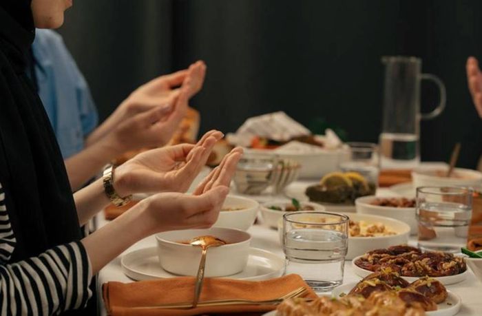 Inilah keutamaan puasa Syawal 6 hari setelah Ramadan menurut hadis. Ternyata setara puasa setahun penuh.  