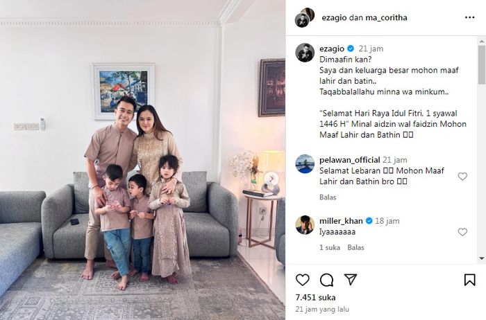 Eza Gionino bagikan momen Lebaran bersama keluarga.