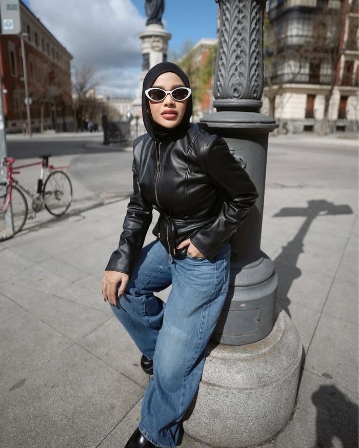 Gaya busana Aurel Hermansyah di Madrid, Spanyol.