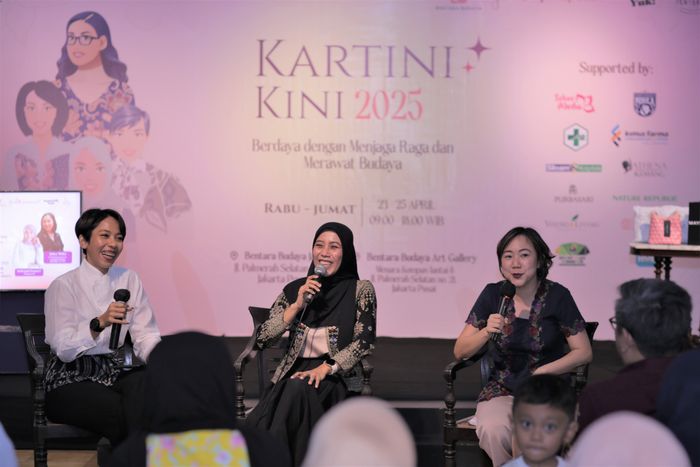Arisan Parapuan dalam Kartini Kini 2025 yang juga menjadi momen perayaan HUT Parapuan ke-4.