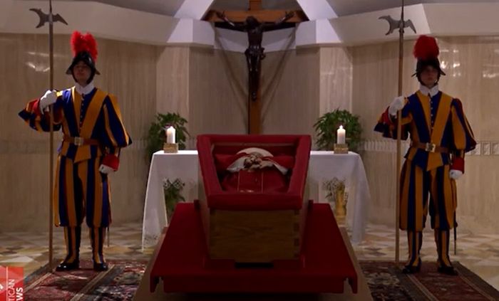 Jenazah Paus Fransiskus