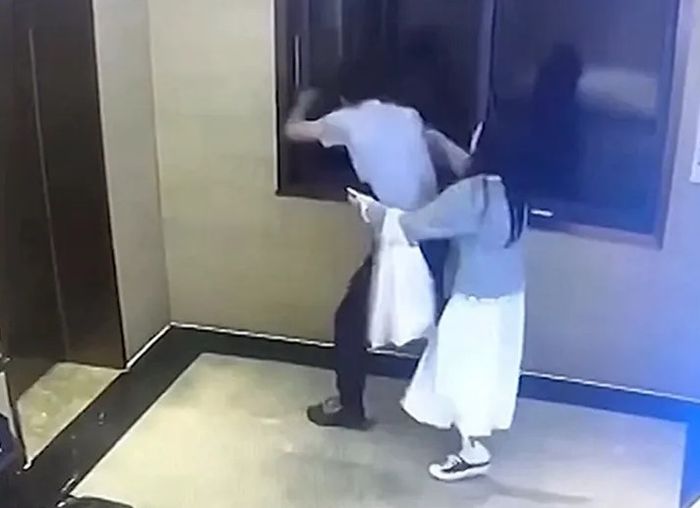 Kabur Gegara Ogah Berantem sama Pacar, Pria Ini Nekat Lompat ke Jendela