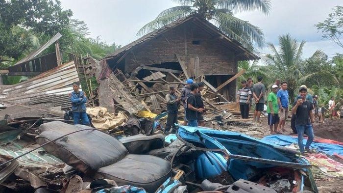 Sepuluh guru meninggal dunia dalam kecelakaan maut di Jalan Raya Purworejo-Magelang, Rabu (7/5/2024). 