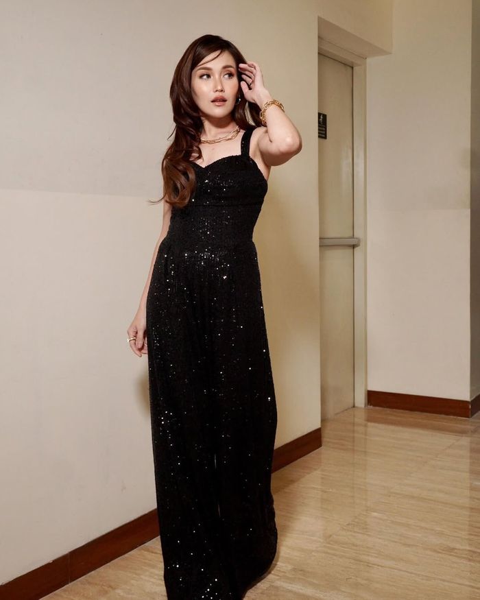 Penampilan Ayu Ting Ting di Kontes Swara Bintang, hari Rabu (14/05/25).