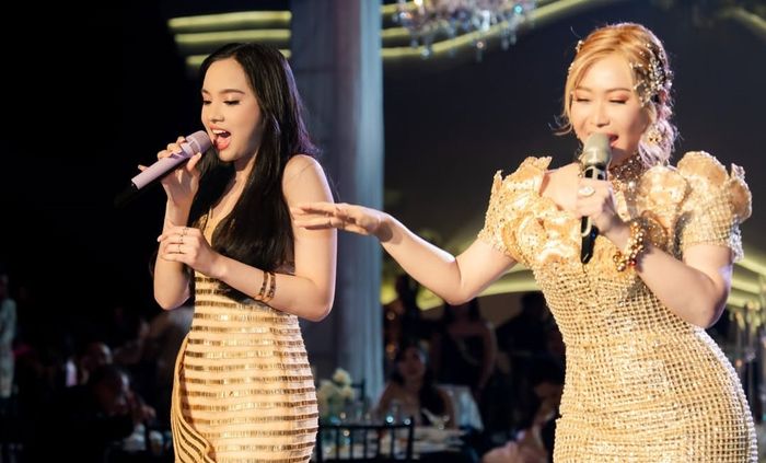 Lyodra dan Inul Daratista saat duet bersama.