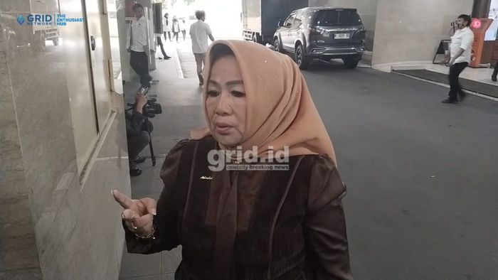 Elida Netti, kuasa hukum Razman saat ditemui di Mabes Polri, Jakarta Selatan, Senin (20/6/2025).