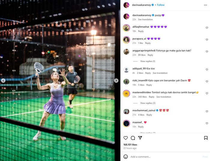 Outfit Davina Karamoy saat main padel.