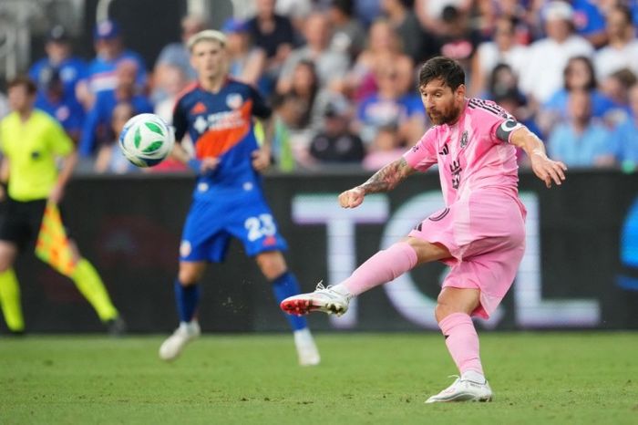 Aksi Lionel Messi saat melawna Cincinnnati pada lanjutan MLS 2025.