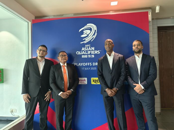 Pelatih Timnas Indonesia Patrick Kluivert hadir di Drawing Putaran Keempat Kualifikasi Piala Dunia 2026 Zona Asia di AFC House, Kuala Lumpur, Malaysia, Kamis (17/7/2025).