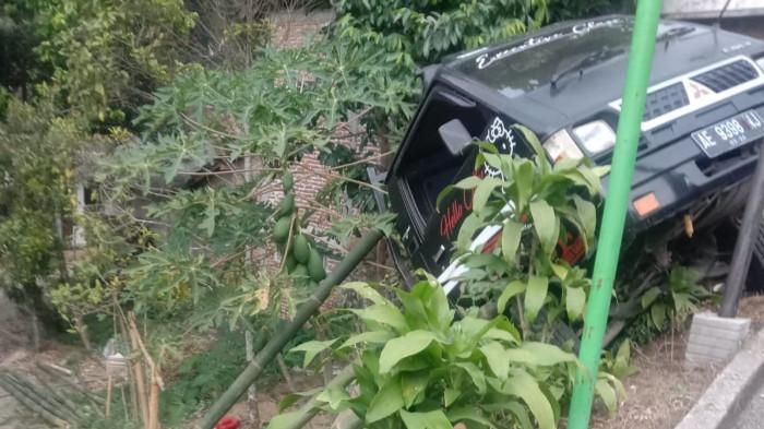 Kronologi bocah di Magetan tewas terlindas mobil pick up mundur, korban sempat alami luka parah di kepala dan tubuh.