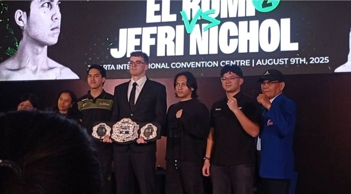 Ahmad Dhani ungkap rasa bangganya usai El Rumi menang tinju dalam waktu 38 detik. Sang musisi ungkap nasib Jefri Nichol.