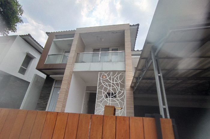 Kediaman Nafa Urbach kini sudah kosong melompong.