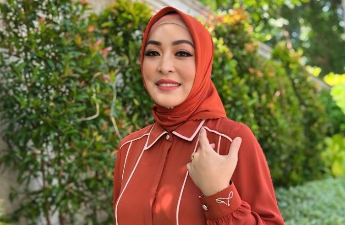 Simak profil Angelina Sondakh, artis sekaligus mantan pejabat yang ungkap bobroknya Dewan Perwakilan Rakyat (DPR) di masa jabatannya.