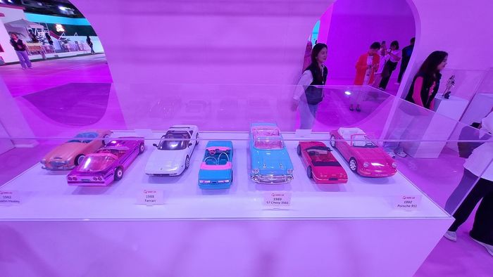 Koleksi di World of Barbie di Agora Mall Jakarta Pusat, Selasa (9/9/2025).