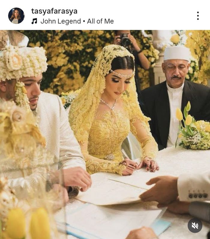 Postingan terakhir Tasya Farasya dengan sang suami sebelum rumor cerai. Pamer foto ijab kabul 7 tahun lalu.