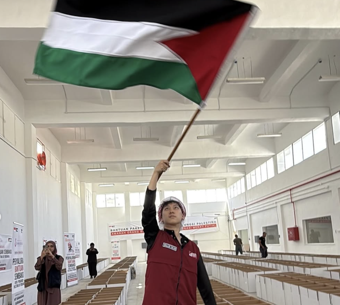 KOnten kreator Willie Salim bertolak ke Yordania untuk bertemu dengan para pengungsi Palestina.