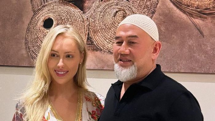 Kronologi penyanyi AS Brittany Porter tak sadar dinikahi Sultan Kelantan Malaysia, kini menyesal hingga gugat cerai!