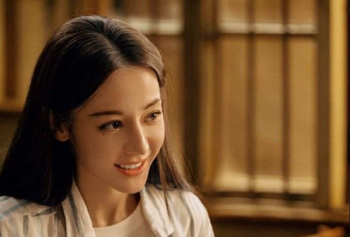 Kronologi Dilraba Dilmurat terjebak 3 hari di Dubai imbas perang Israel-Iran, sang artis gagal hadiri fashion show di Paris!