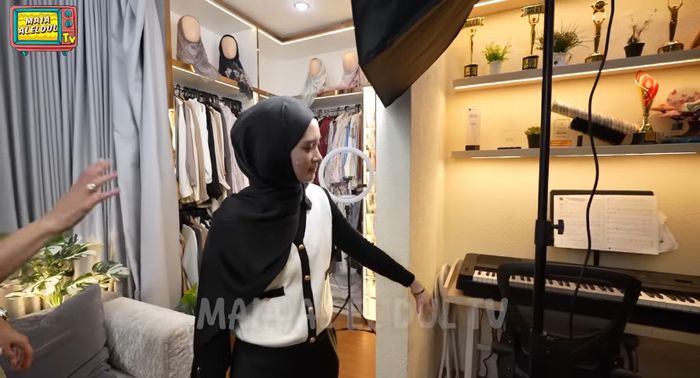 Potret lantai 3 kediaman Inara Rusli yang ramai disorot usai muncul dugaan isu perselingkuhan.