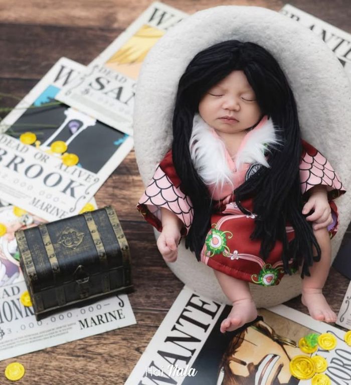 Fara kenakan rambut palsu.