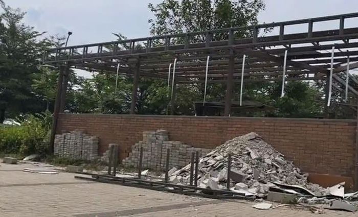 Bangunan Rans Nusantara Hebat dibongkar