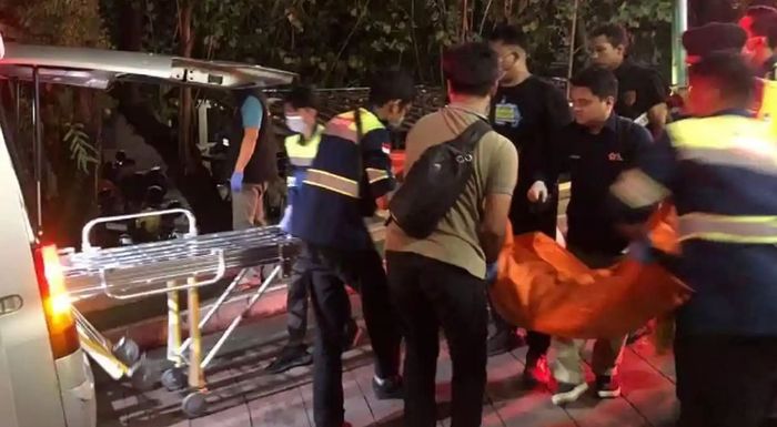 Kronologi wanita tewas usai jatuh dari lantai 4 Neo Solo Grand Mall, begini keterangan para saksi,