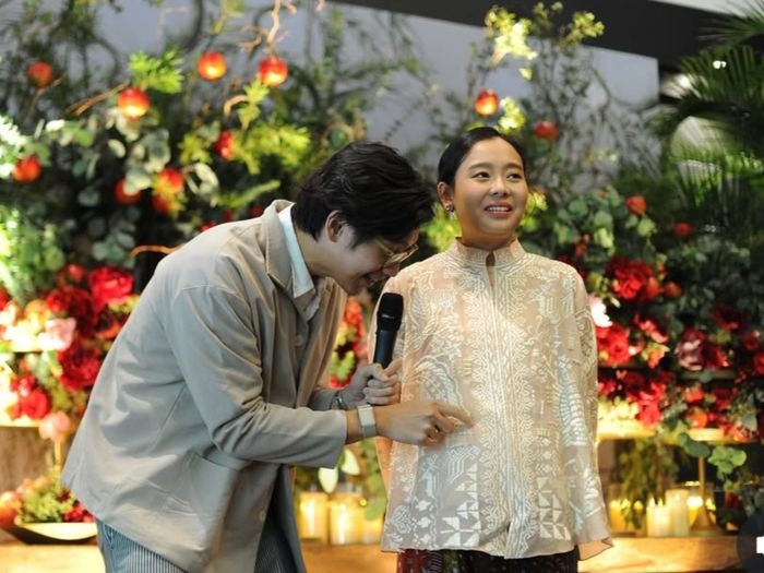 Keluarga besar Ferry Salim menggelar acara 7 bulanan kehamilan istri Brandom Salim.