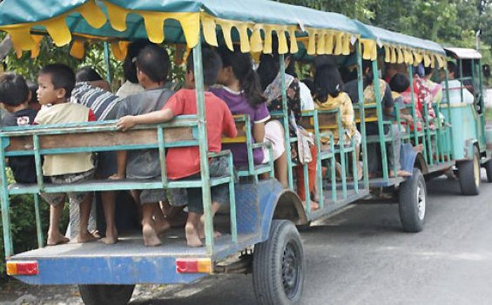 Ilustrasi - Kronologi odong-odong terjun ke jurang di Jambi, 2 orang dinyatakan tewas dan 17 lainnya luka-luka, ternyata ini penyebabnya!