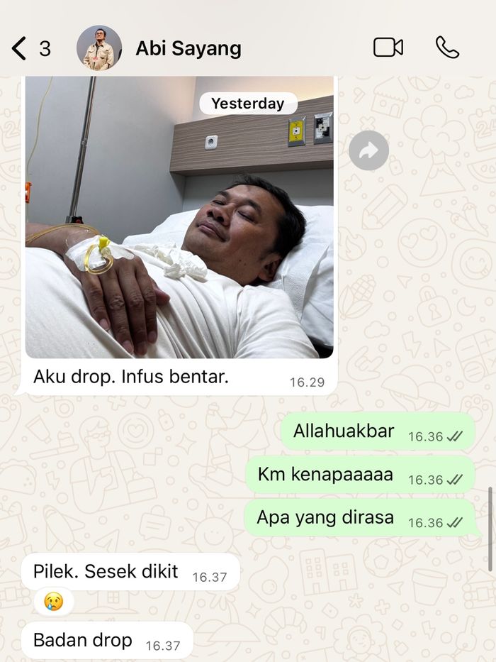 Hanung Bramantyo masuk IGD, Zaskia Adya Mecca langsung nangis dan naik pesawat usai bantu korban banjir Sumatra. 