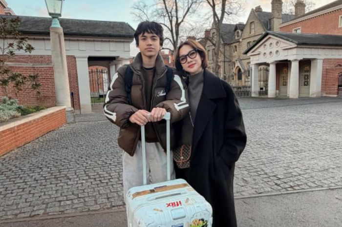 BCL dan Noah yang telah tiba di Oxford untuk mengikuti kegiatan winter camp