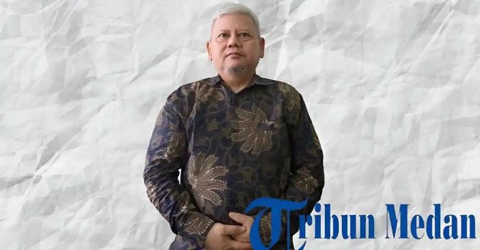 Simak profil OK Hasnanda Syahputra, dosen USU yang tewas ditikan anak kandung. Korban diduga sering lakukan KDRT. 