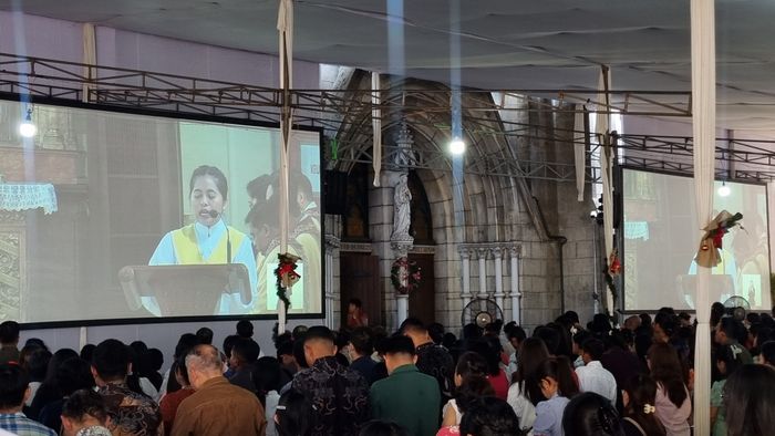 Perayaan misa Natal 2025 di Gereja Katedral, Jakarta Pusat, Kamis (25/12/2025). 