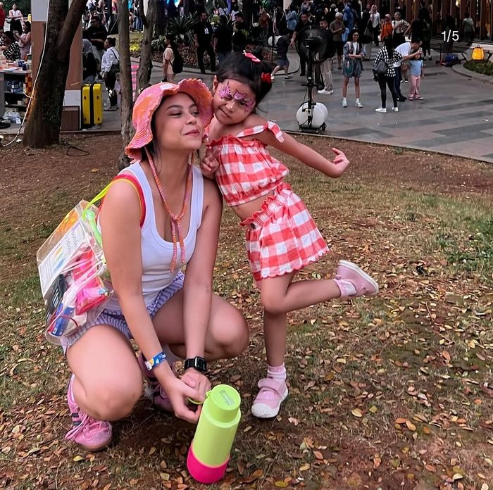 Sakina Andjani dan Salina 