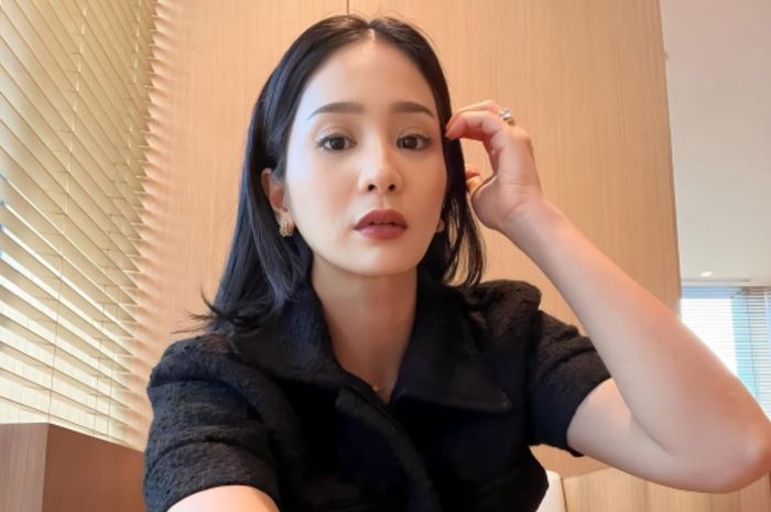 Profil Bunga Zainal, bintang sinetron yang jadi sorotan usai dituding pelit oleh sang kakak, begini jejak kariernya!