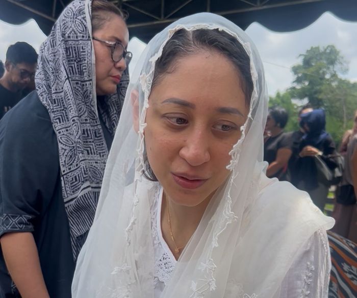 Istri Lucky Widja, Aleima Sharuna, di&nbsp;TPU Jeruk Purut, Senin (26/1/2026).