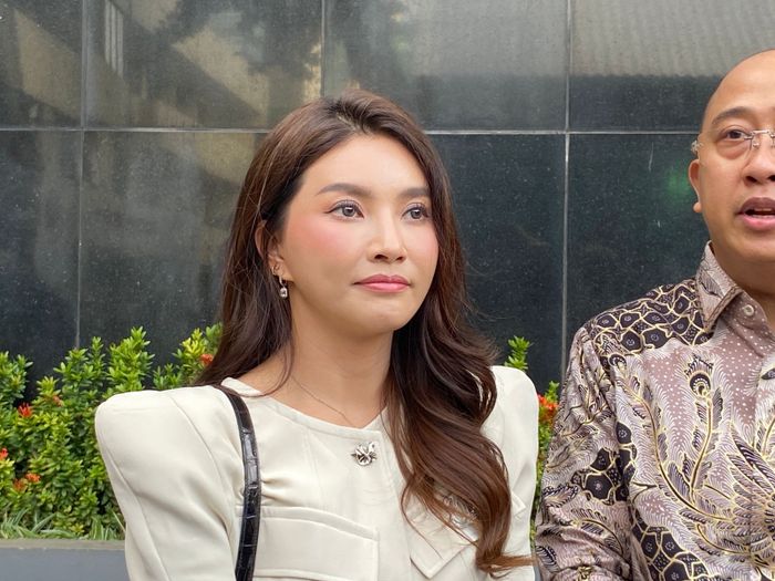 Sarwendah di Polda Metro Jaya pada Jumat (30/1/2026).