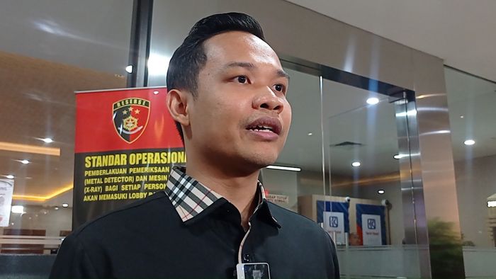 kuasa hukum mantan supir Inara Rusli, Sukardi ditemui di Bareskrim Mabes Polri, Rabu (18/1/2026).