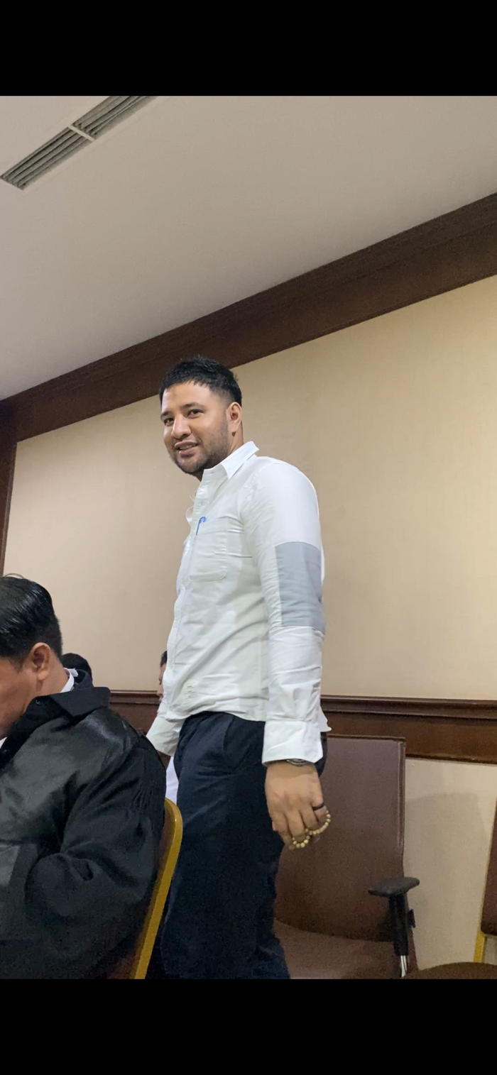 Ammar Zoni di Pengadilan Negeri Jakarta Pusat pada Kamis (19/2/2026).