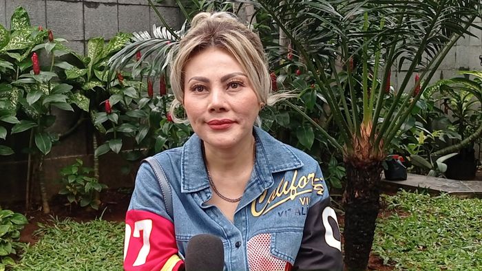 Febby Carol ditemui di kawasan Tendean, Jakarta Selatan, Jumat (27/2/2026).