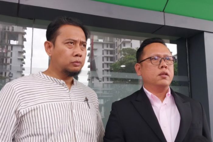 Kuasa hukum Nikita Mirzani saat ditemui di Pengadilan Negeri, Jakarta Selatan pada Selasa (3/3/2026)  